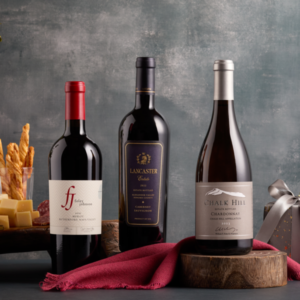 Lit up Christmas tree with soft sparkling background